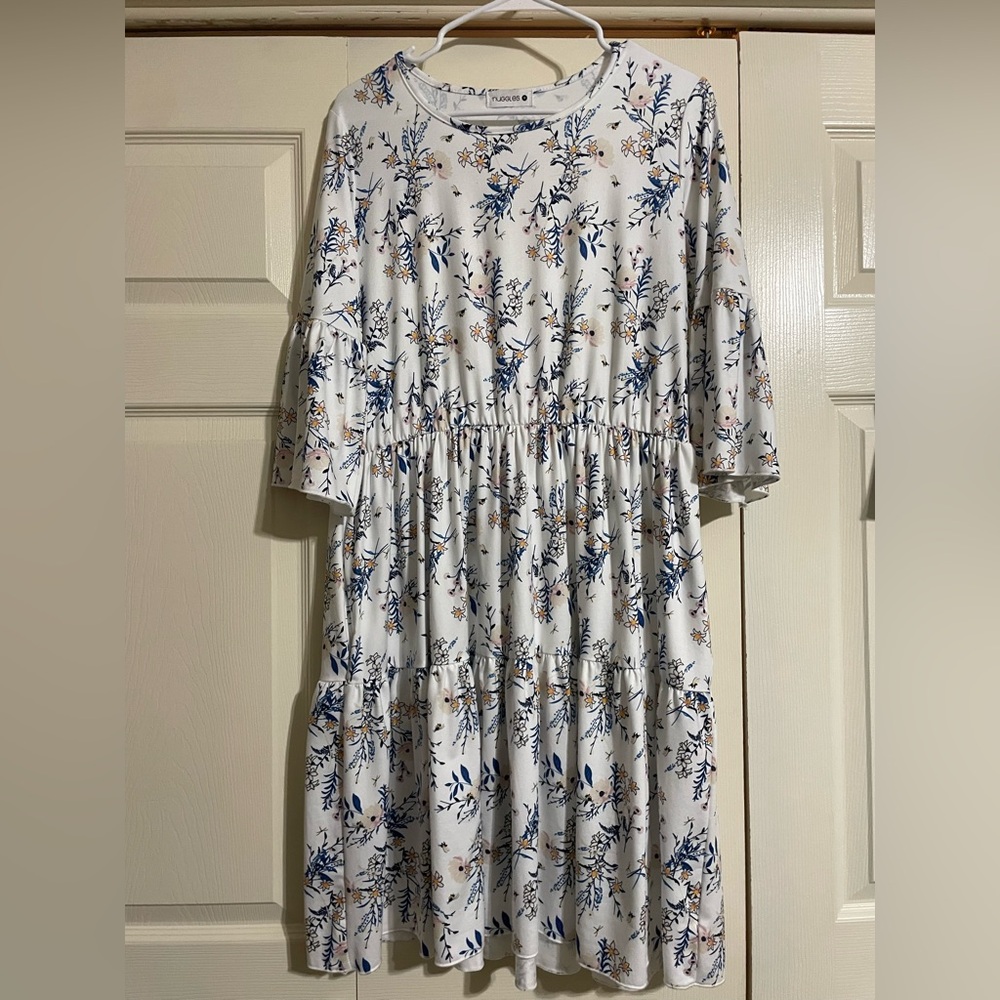 Nuggles top